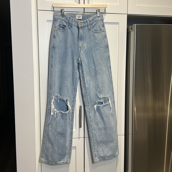 Aritzia Sunday Best High Rise Distressed Light Wash Straight Leg Jeans Size 0 - Picture 12 of 14